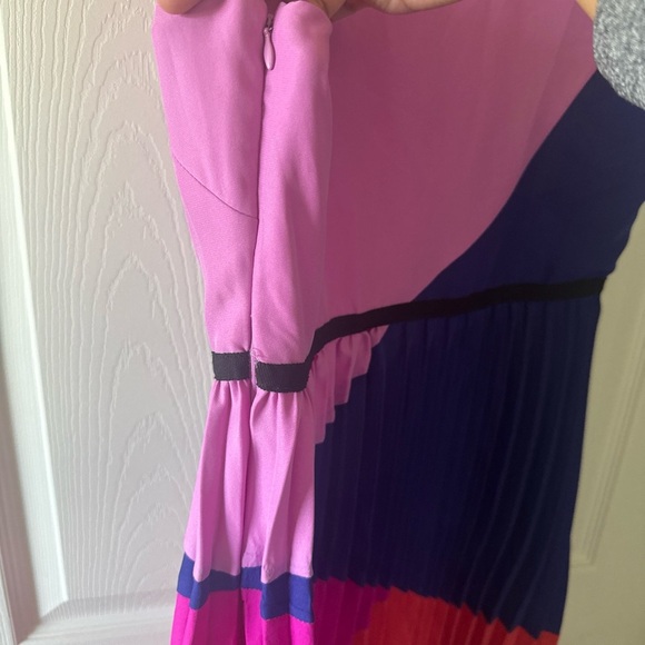 Trulli Women’s Pleated Dress Sleeveless Pink Color block Size 4 - Picture 8 of 8